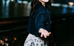 三个老外与一女做爰视频